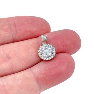 FAS Halo Cubic Zirconia Pendant | Sterling Silver 925 Thai Jewelry